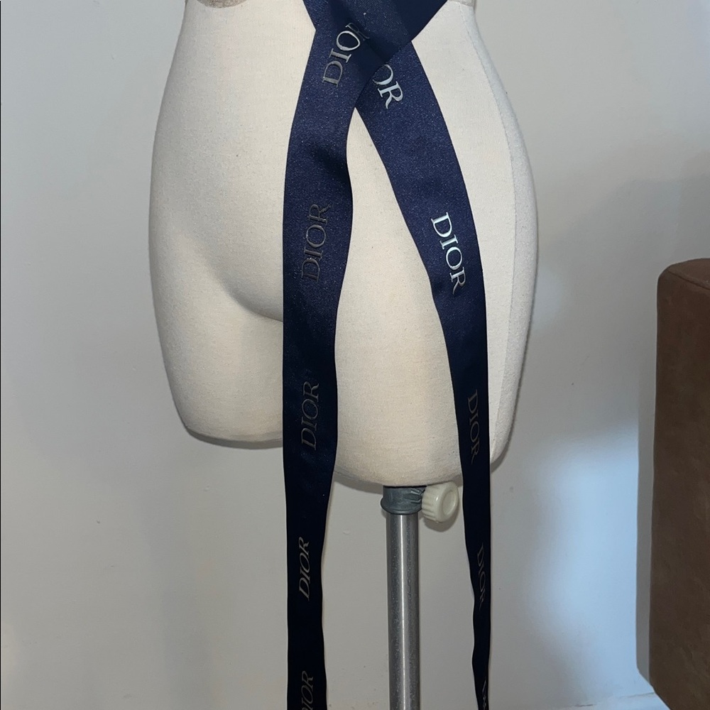 Dior - Picture 5 of 7